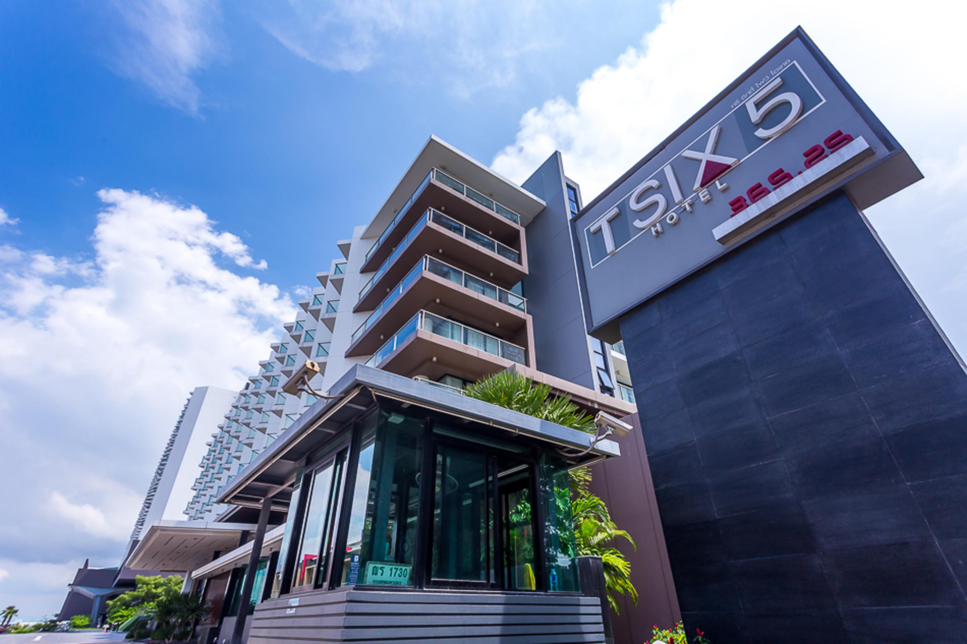 Tsix5 Hotel Pattaya Ngoại thất bức ảnh