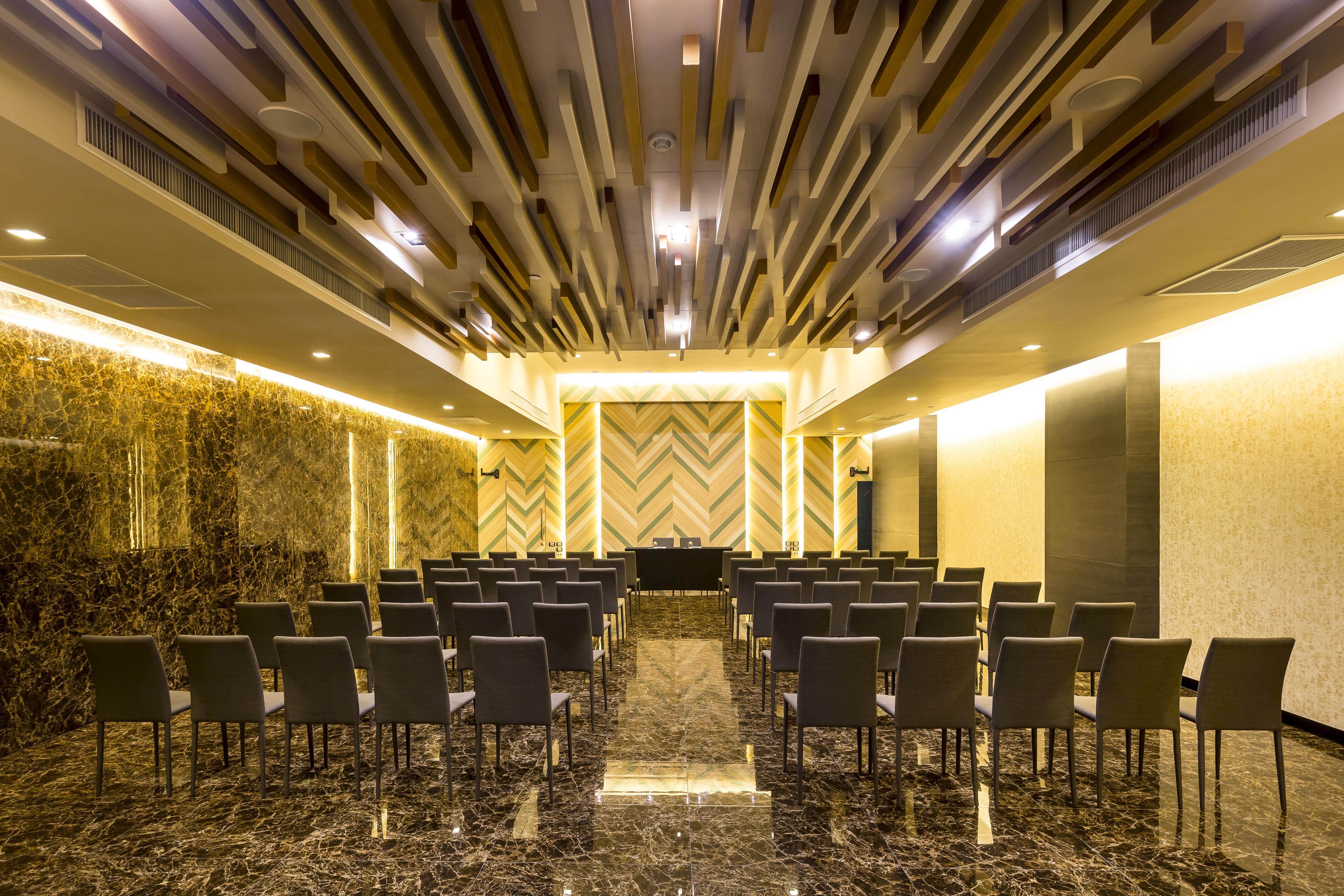 Tsix5 Hotel Pattaya Ngoại thất bức ảnh