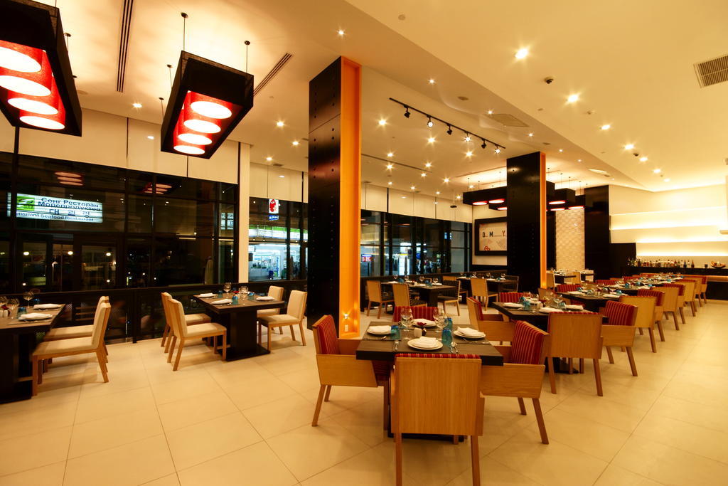 Tsix5 Hotel Pattaya Ngoại thất bức ảnh