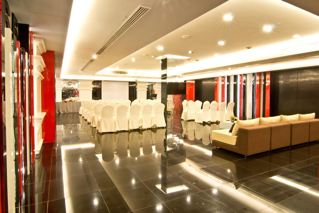 Tsix5 Hotel Pattaya Ngoại thất bức ảnh